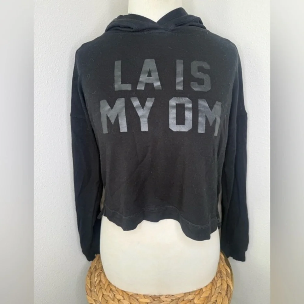 ALO Yoga Black Hoodie LA is my Om Sweatshirt Womens Medium Logo Activewear